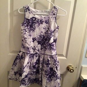 Girls dress size 14